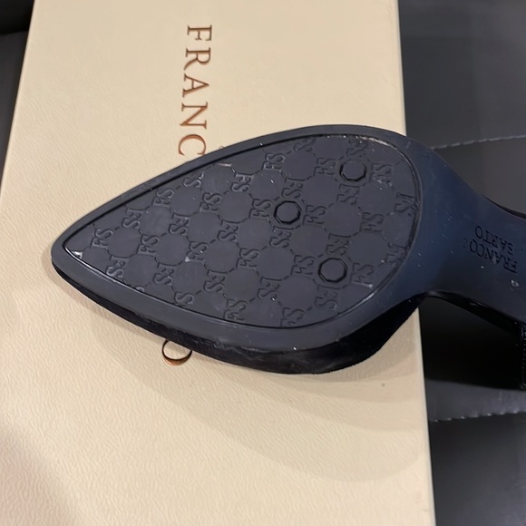 Pump - Picture 4 of 4